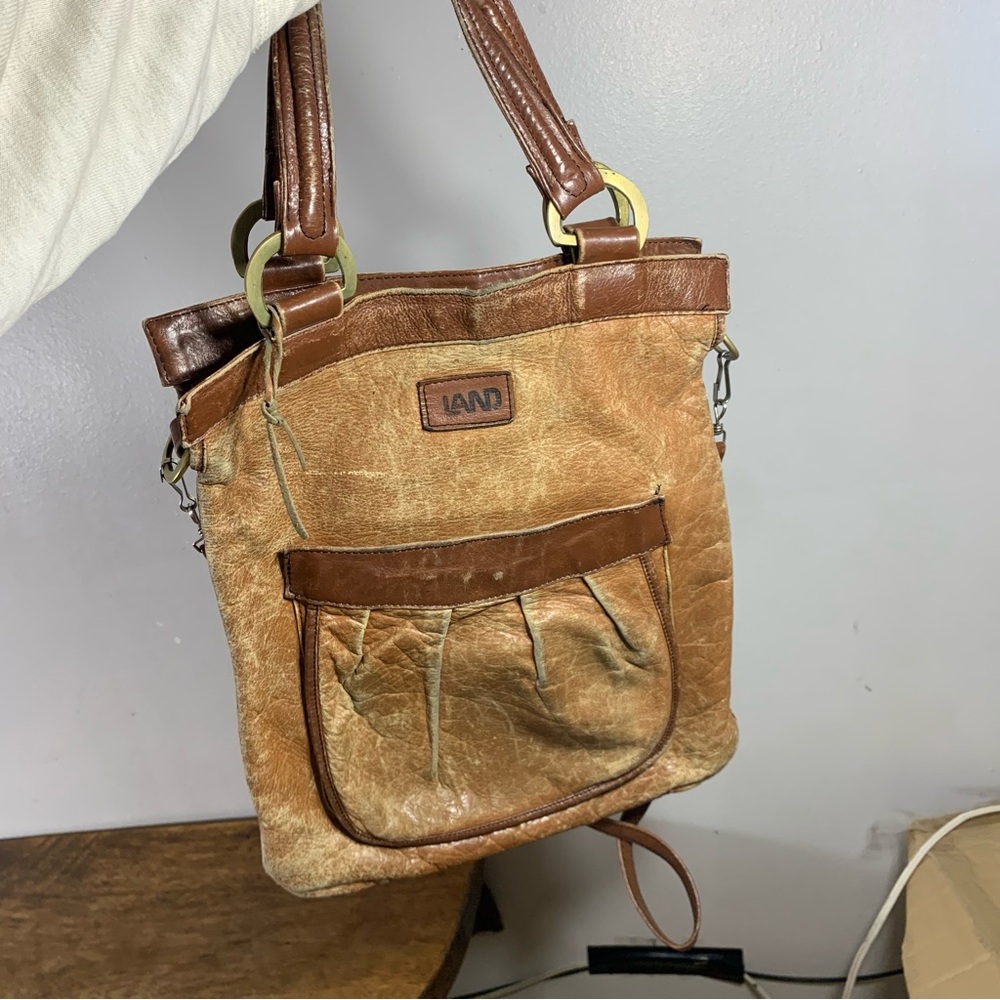 Land vintage 70s distressed leather bag